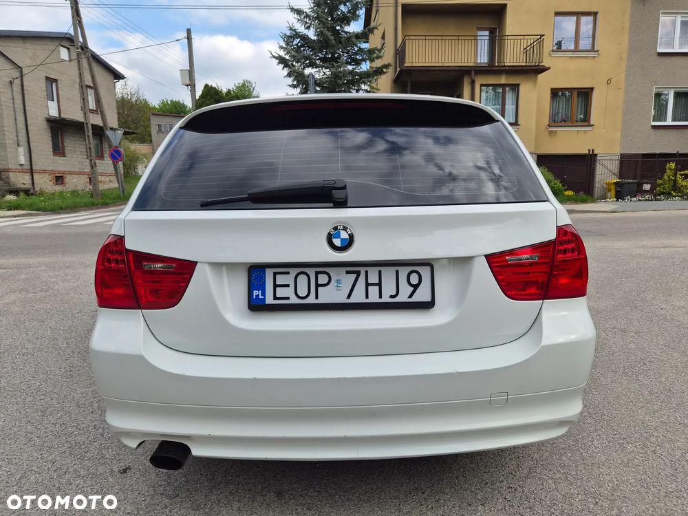 BMW Seria 3 - 14