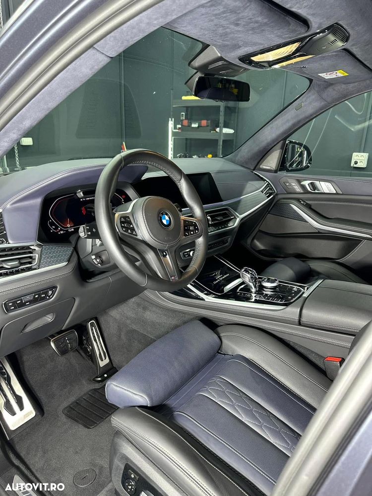 BMW X7 M50i - 9
