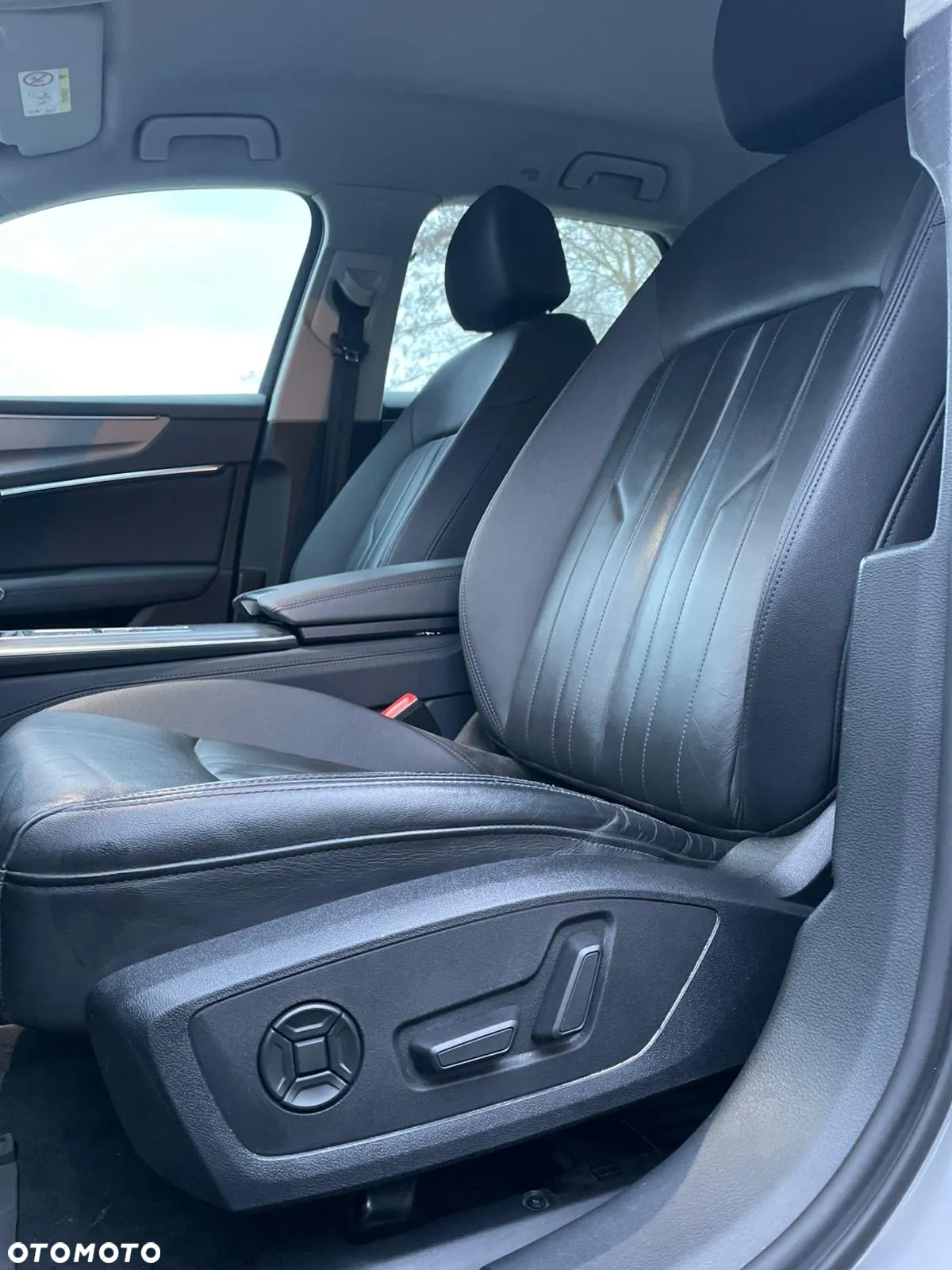 Audi A6 2.0 TDI ultra S tronic - 19