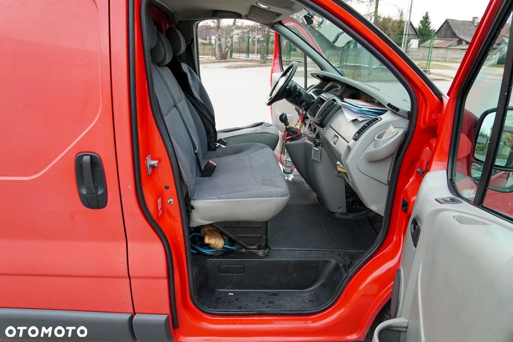 Renault Trafic - 11