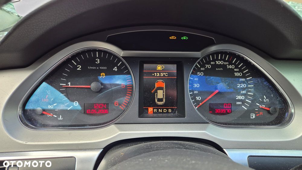 Audi A6 Allroad - 12