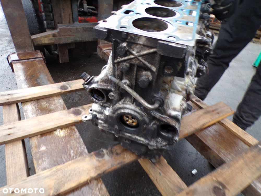 BLOK SILNIKA Z WAŁEM BMW G20 G21 330E B484B N3626593 2.0 BENZYNA - 5