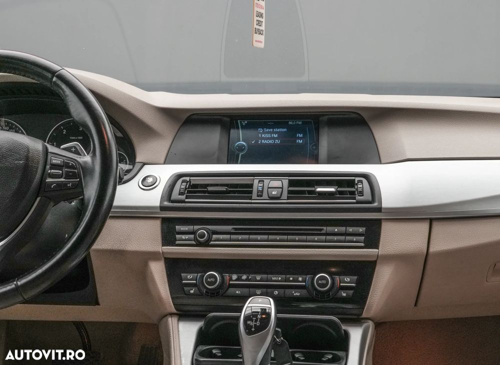BMW Seria 5 530d Sport-Aut. Luxury Line - 19