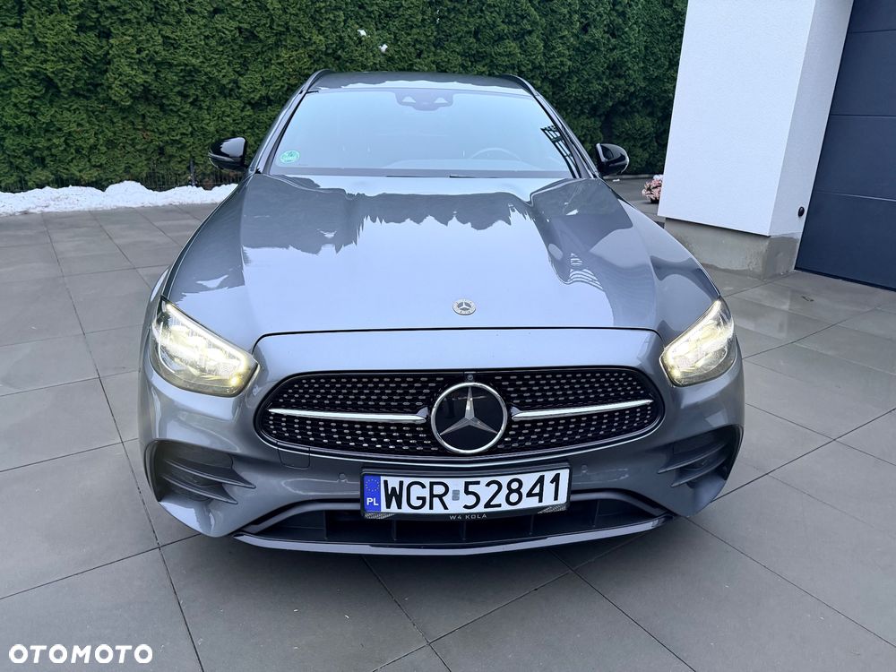 Mercedes-Benz Klasa E - 19