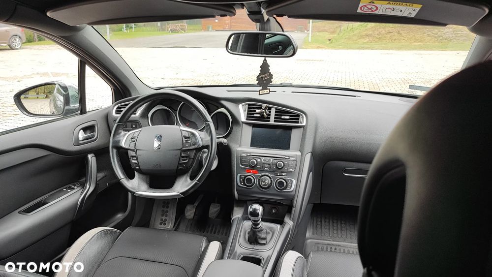 Citroën DS4 1.6 HDi SoChic - 7