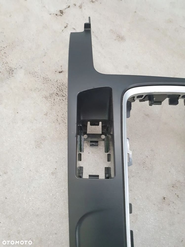 DEKOR TUNELU ŚRODKOWEGO AUDI A4 8K0 8K0864261 - 3