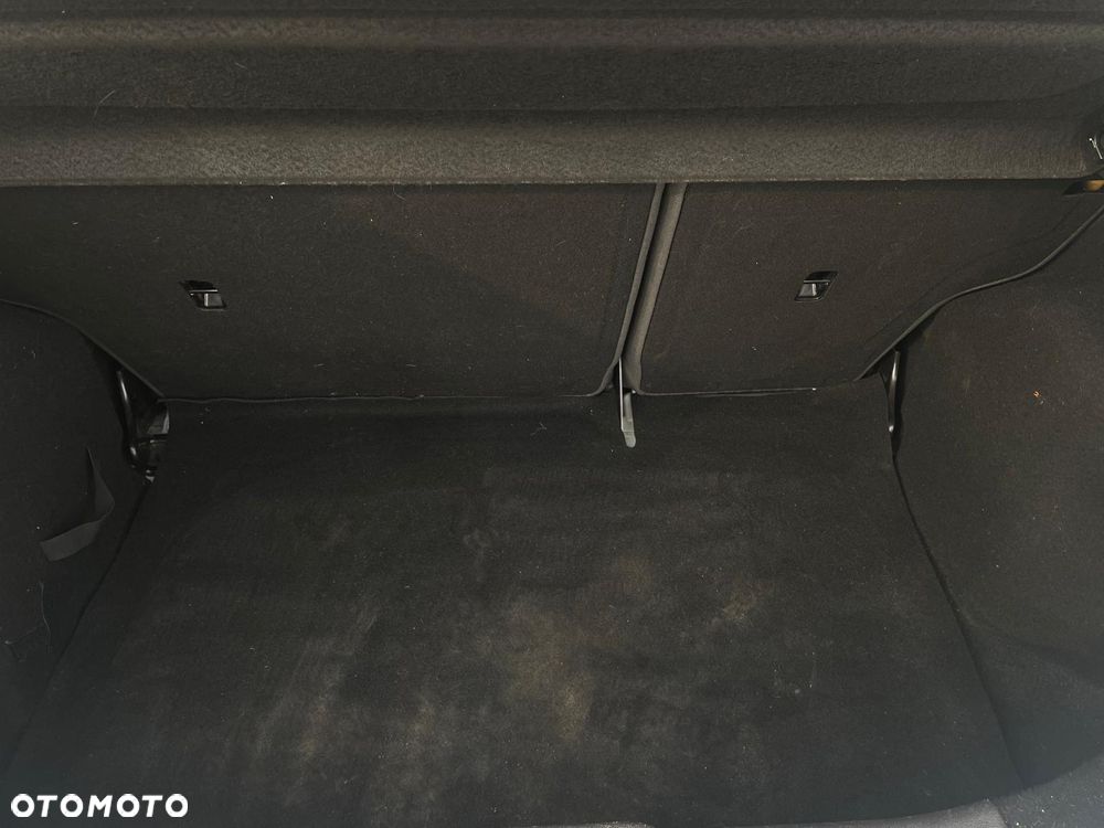 Ford Fiesta 1.0 EcoBoost SYNC Edition - 23