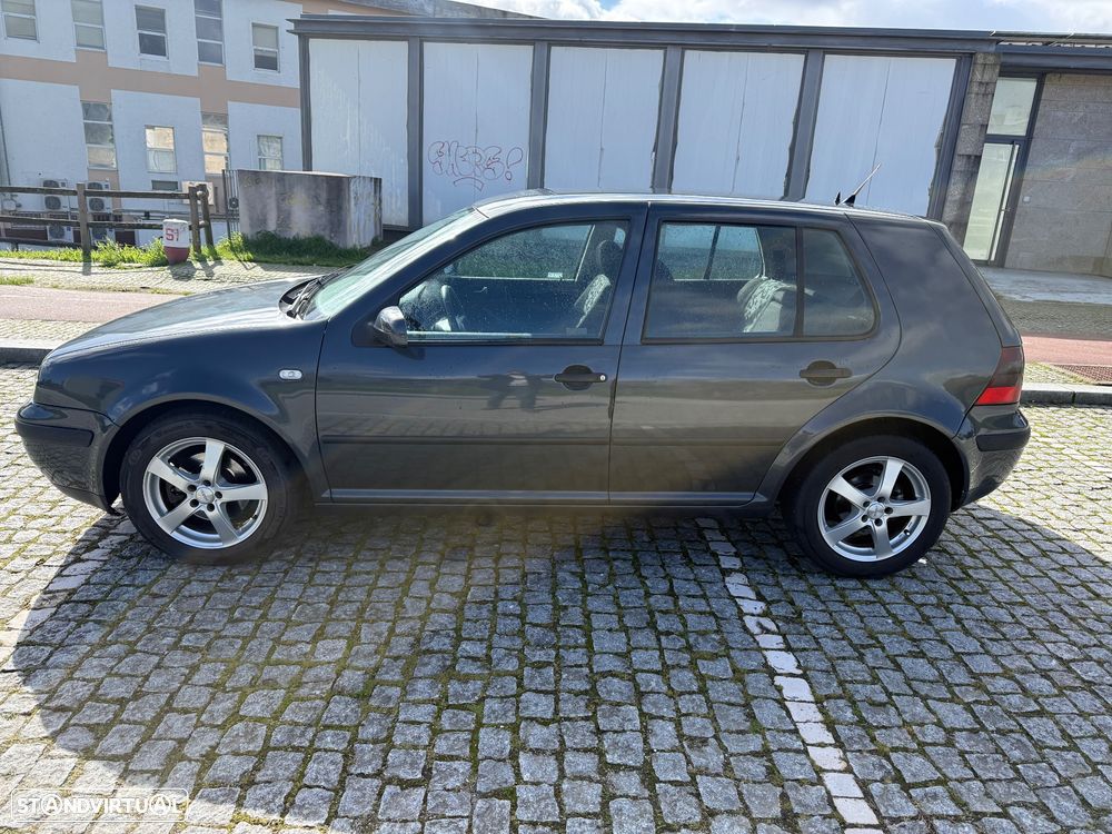 VW Golf 1.9 TDi 25 Anos - 8