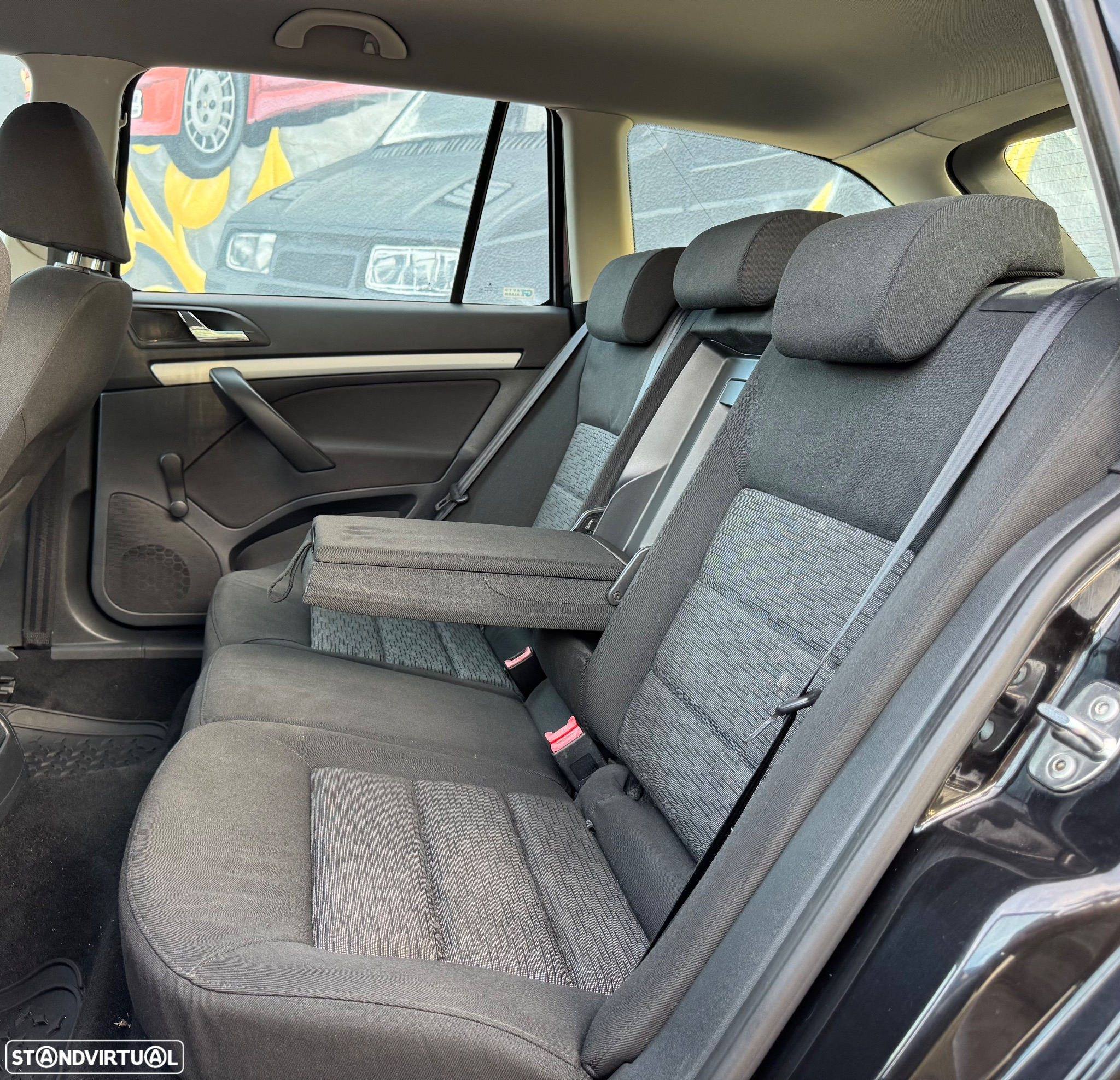 Skoda Octavia Break 1.6 TDi Ambiente - 8