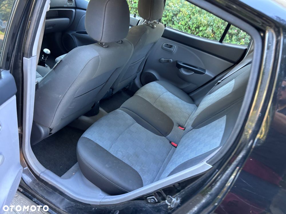 Kia Picanto - 26