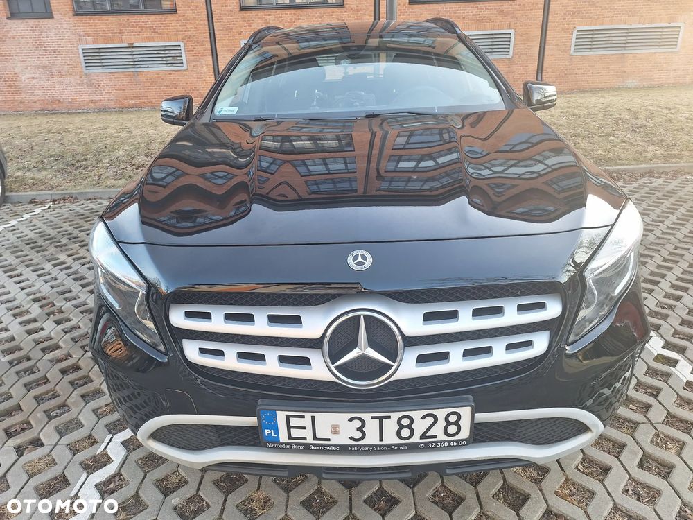 Mercedes-Benz GLA 180 - 7