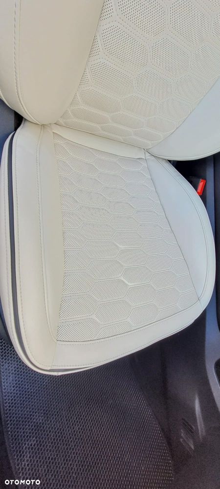 Ford S-Max - 26