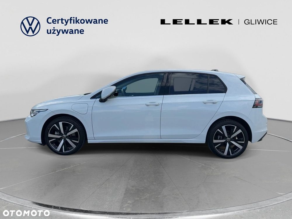 Volkswagen Golf 1.5 TSI EHybrid PHEV 150kW Style DSG - 4
