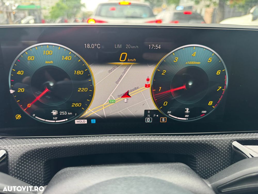 Mercedes-Benz CLA 35 AMG 4MATIC AMG Speedshift 7G-DCT - 14
