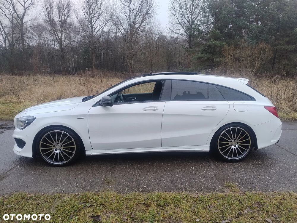 Mercedes-Benz CLA 250 4Matic 7G-DCT AMG Line - 1