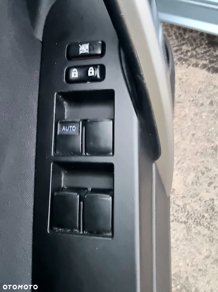 Toyota Auris 1.8 Hybrid Executive - 10