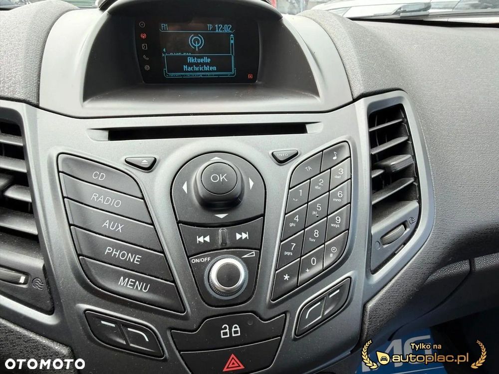 Ford Fiesta - 25