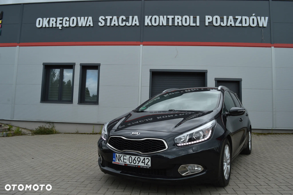 Kia Ceed 1.6 GDI SW DCT Platinum Edition