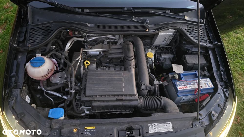 Volkswagen Polo 1.2 TSI BMT Highline Perfectline - 12