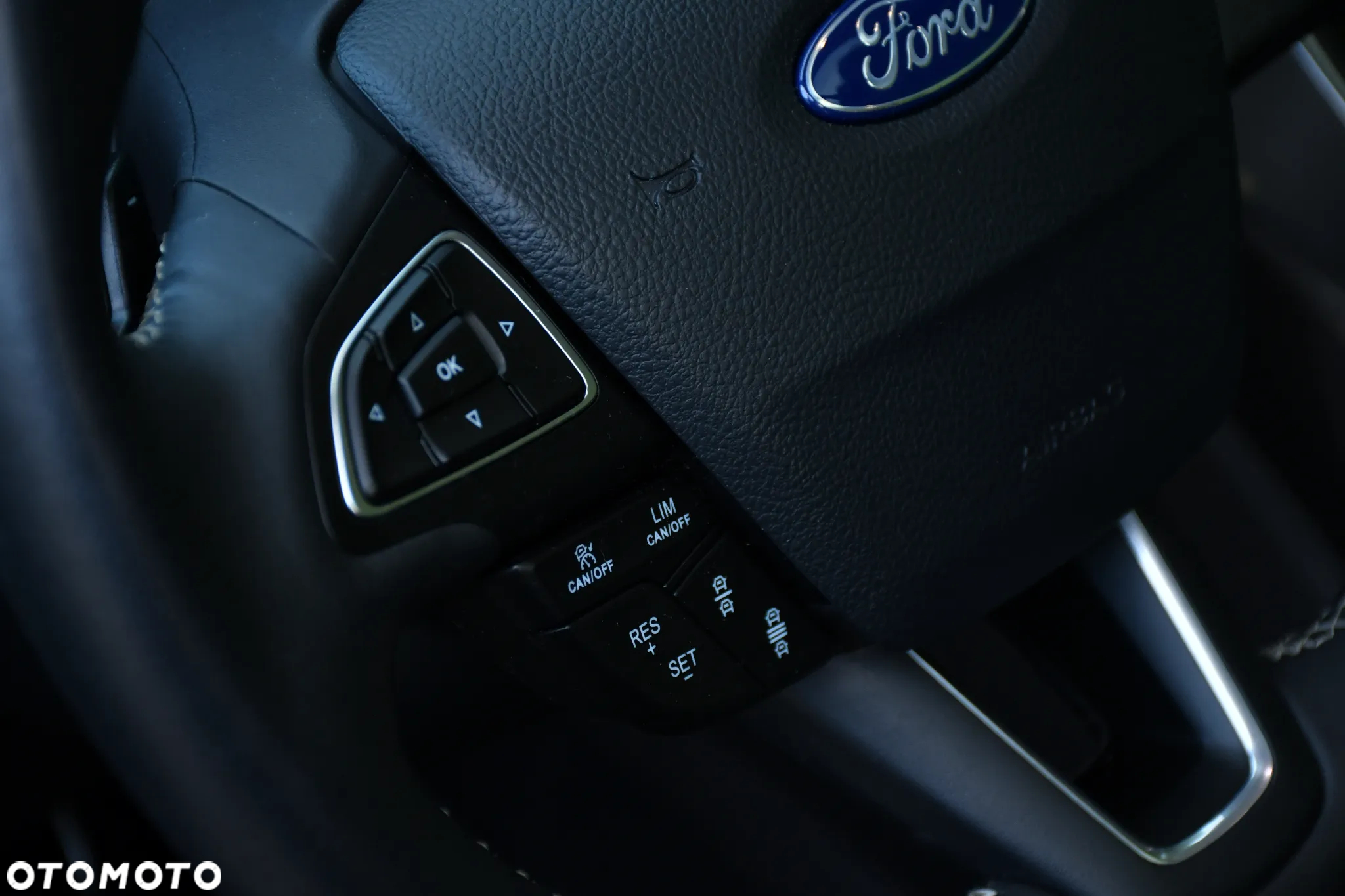 Ford Kuga Vignale 1.5 EcoBoost AWD ASS - 27