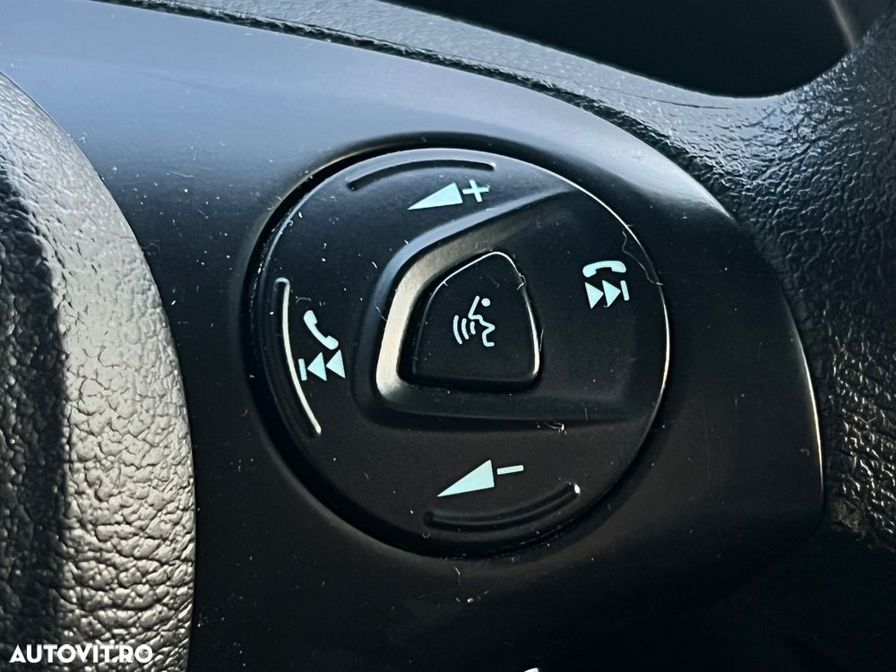 Ford Transit Connect - 21