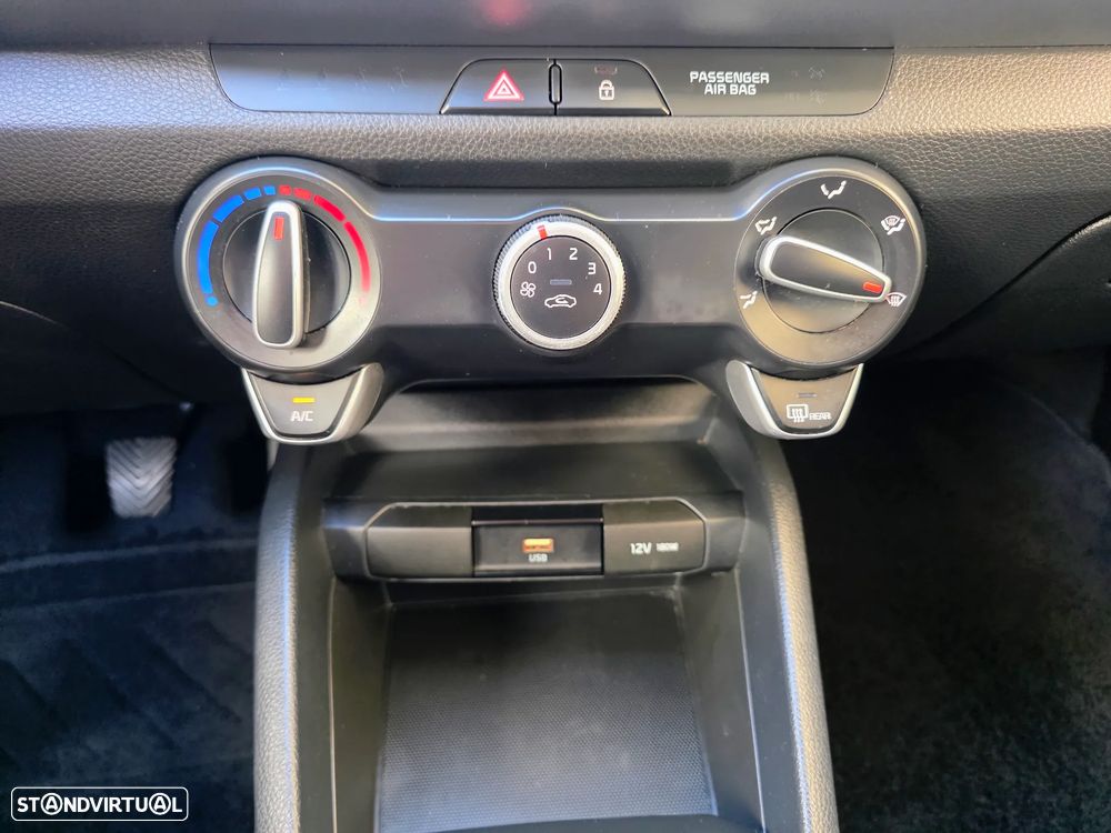 Kia Stonic 1.2 Dynamic - 39