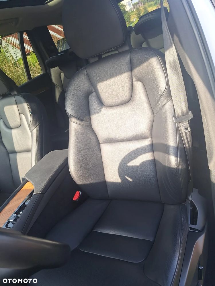 Volvo XC 90 - 18