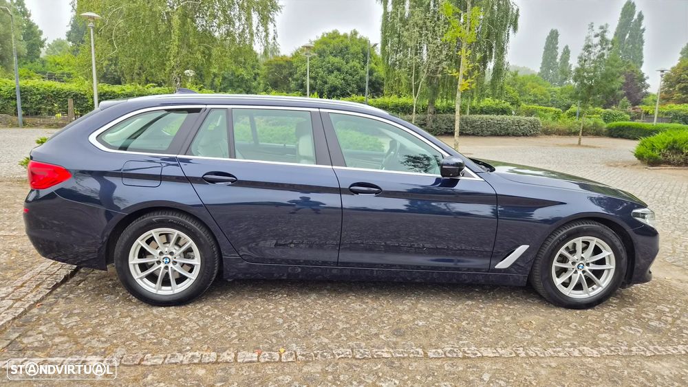 BMW 520 d xDrive Line Luxury Auto — fotografia 2
