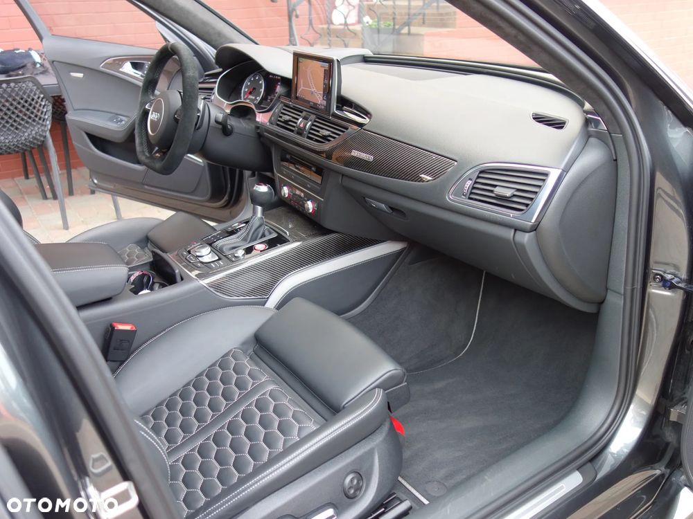 Audi RS6 - 10