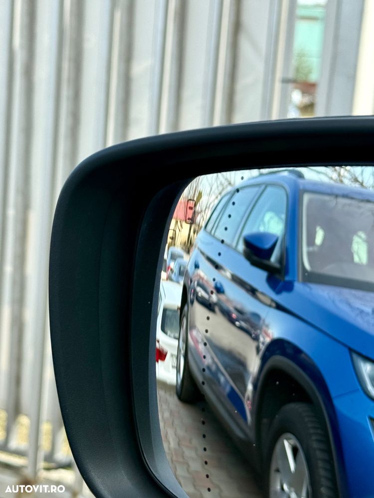 Renault Kadjar TCe EDC GPF Black Edition - 24