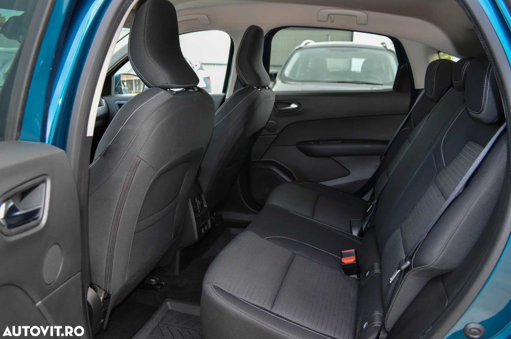 Renault Arkana E-TECH 145 Evolution - 25