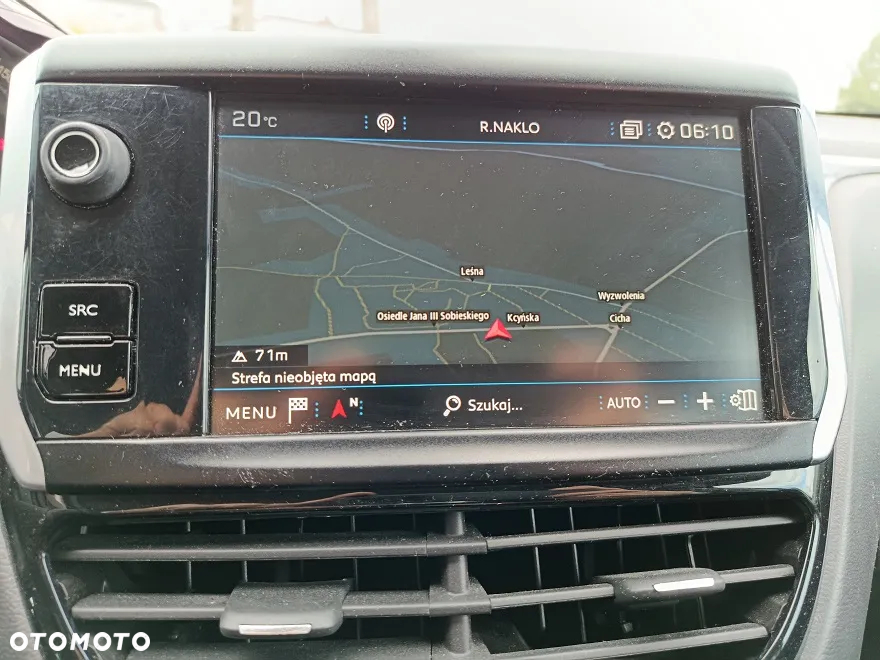 Peugeot 208 - 9