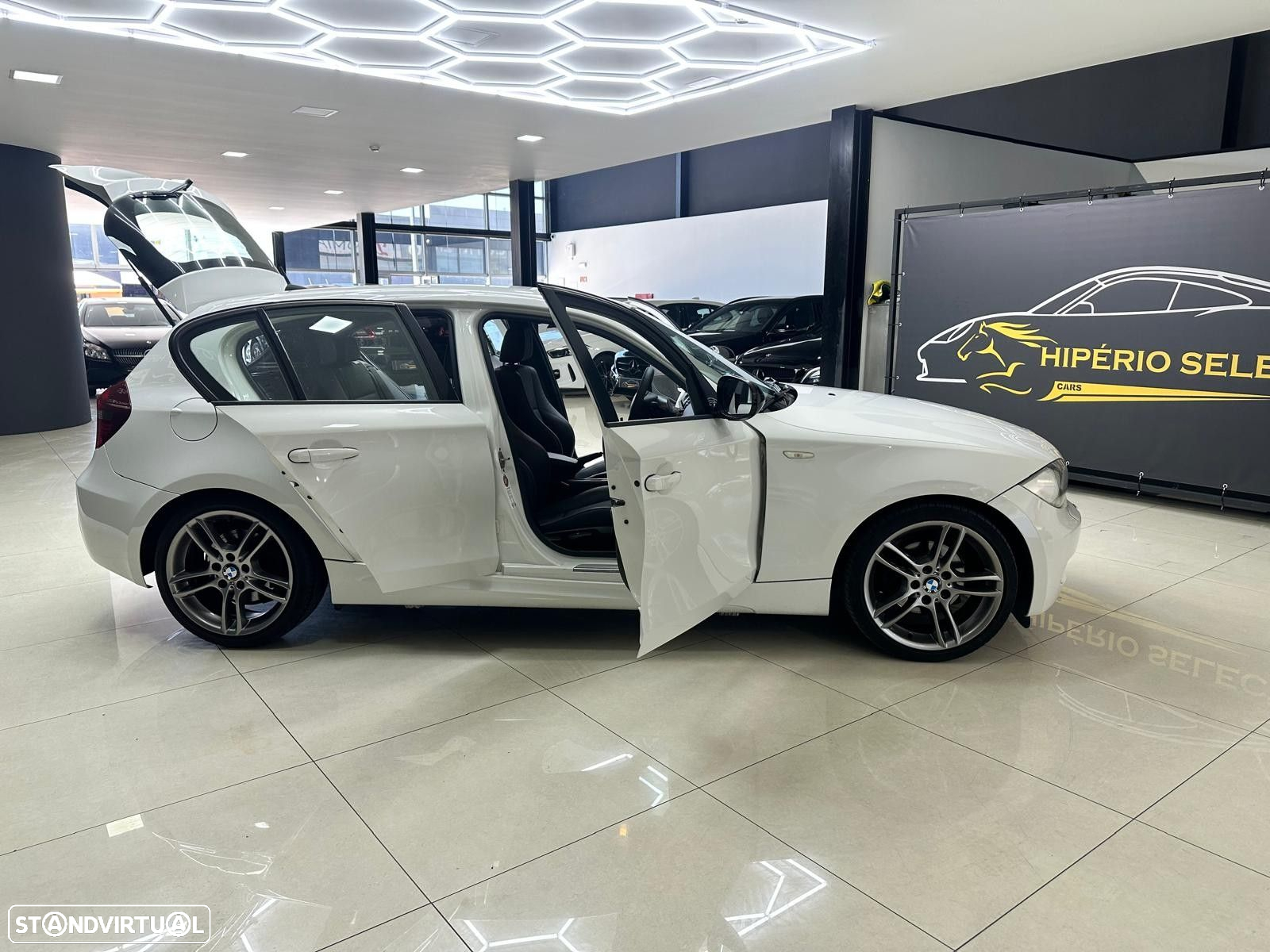 BMW 118 d Pack M - 13
