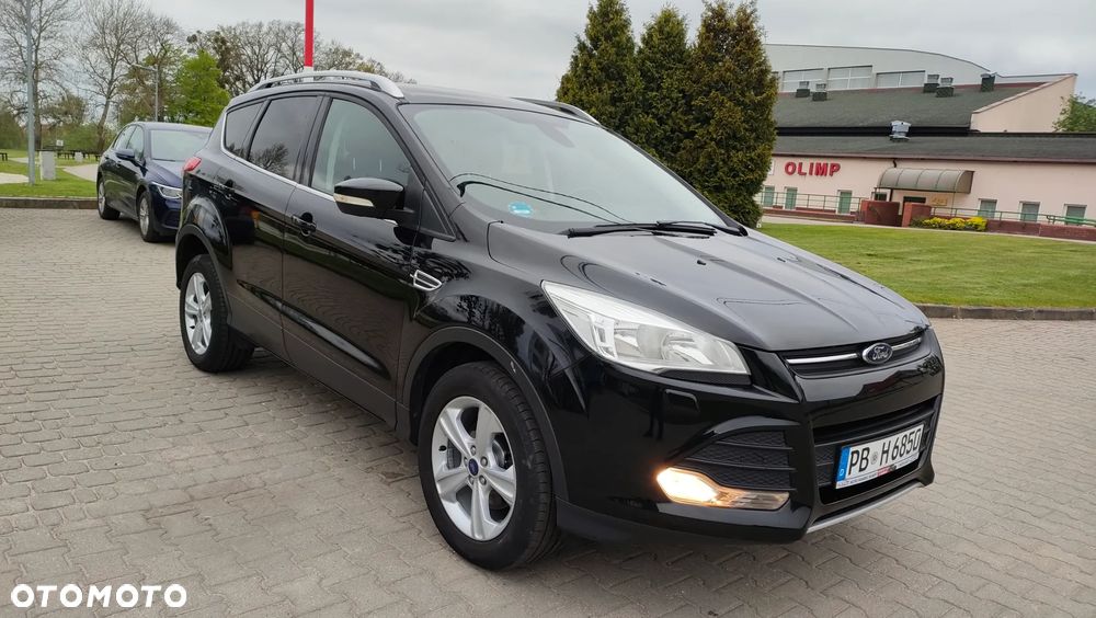 Ford Kuga 1.6 EcoBoost 2x4 Trend - 1