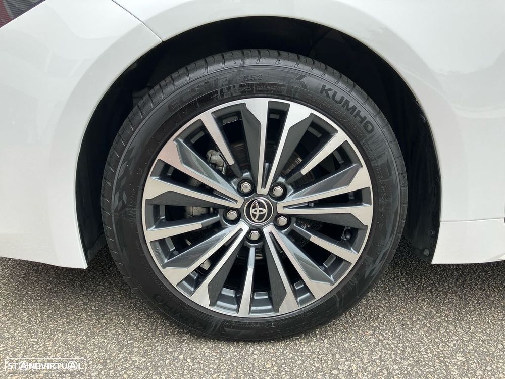 Toyota Corolla 1.8 Hybrid Comfort Plus - 26