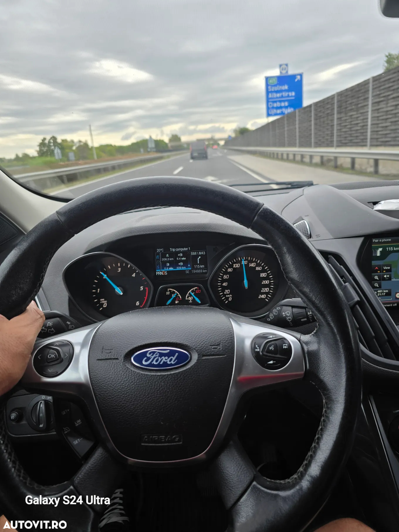 Ford Kuga 2.0 TDCi 4WD Powershift Titanium - 10