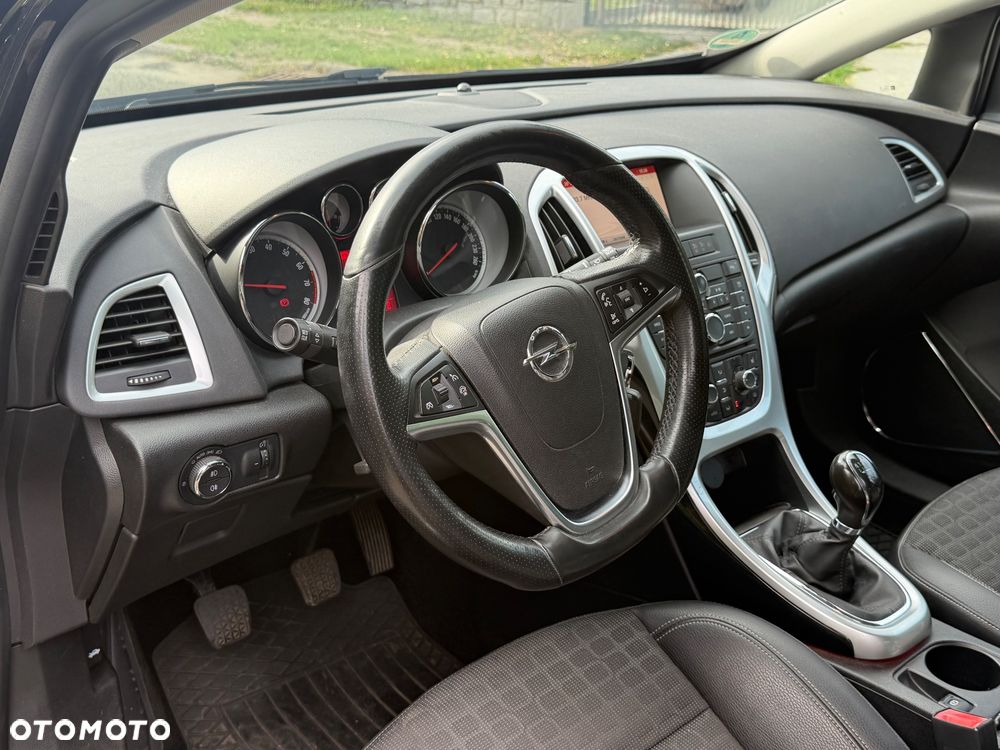 Opel Astra 1.4 Turbo Innovation - 13