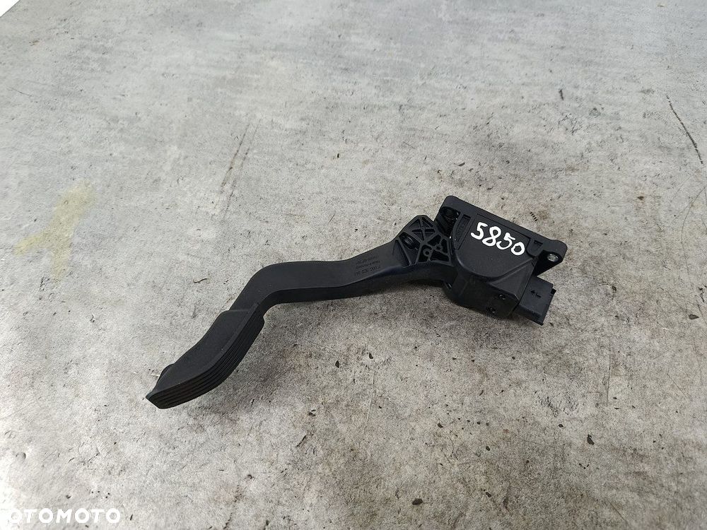 PEDAŁ GAZU, POTENCJOMETR CITROEN C4 I FL F00C3E2045  1.6 VTI - 5