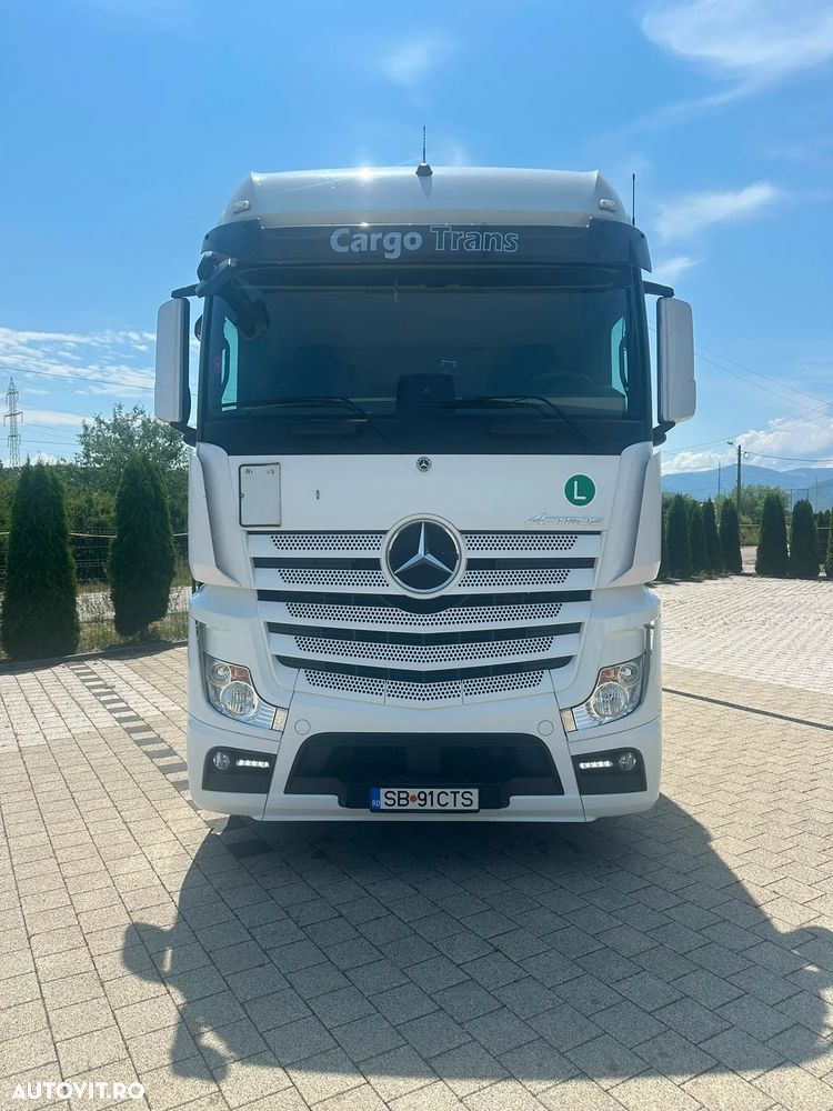 Mercedes-Benz Actros - 1