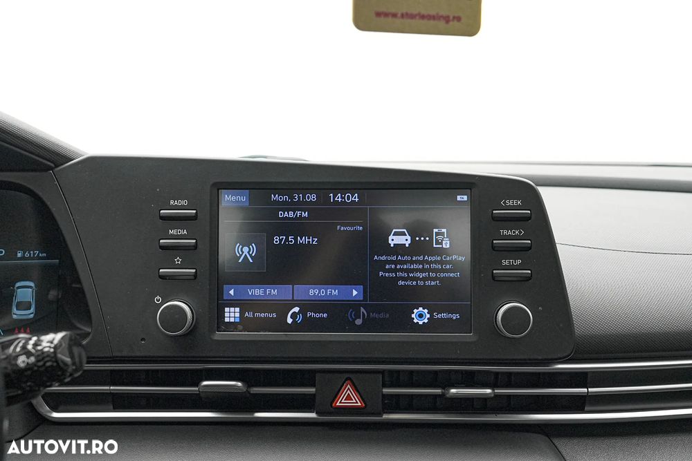Hyundai Elantra 1.6 l 123 CP CVT Exclusive Navi - 20