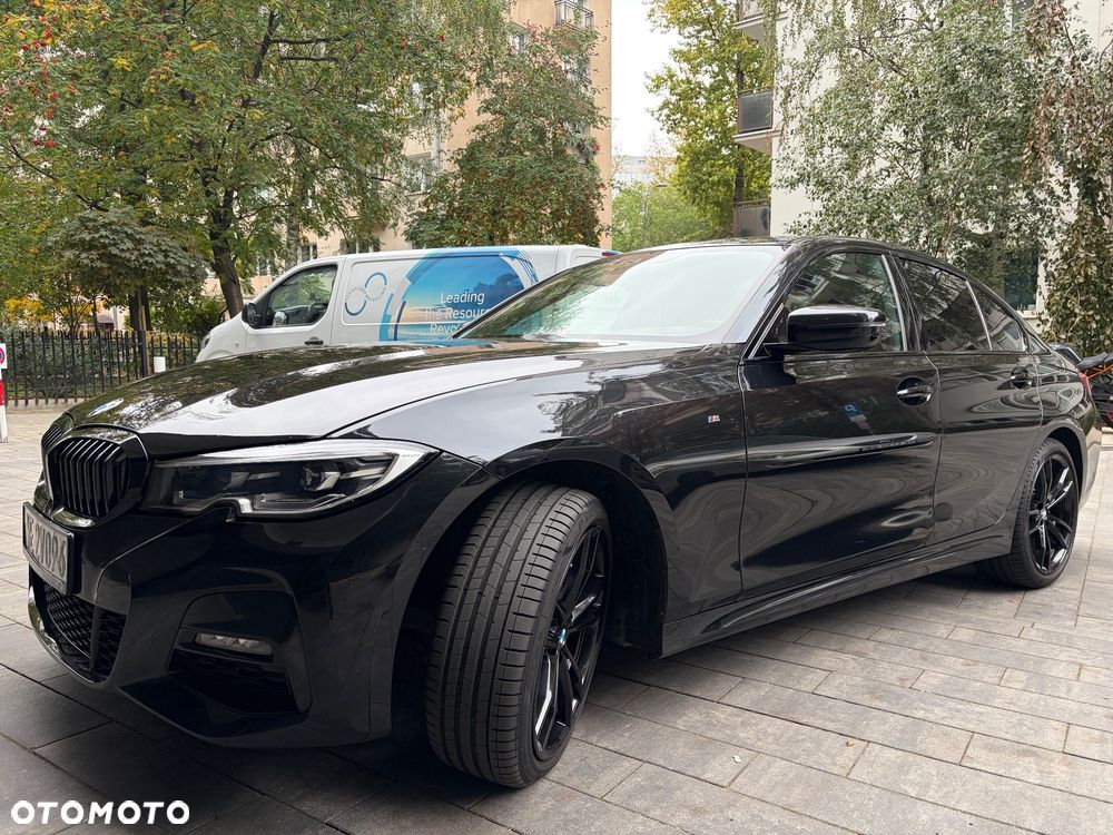 BMW Seria 3 320i xDrive M Sport sport - 9