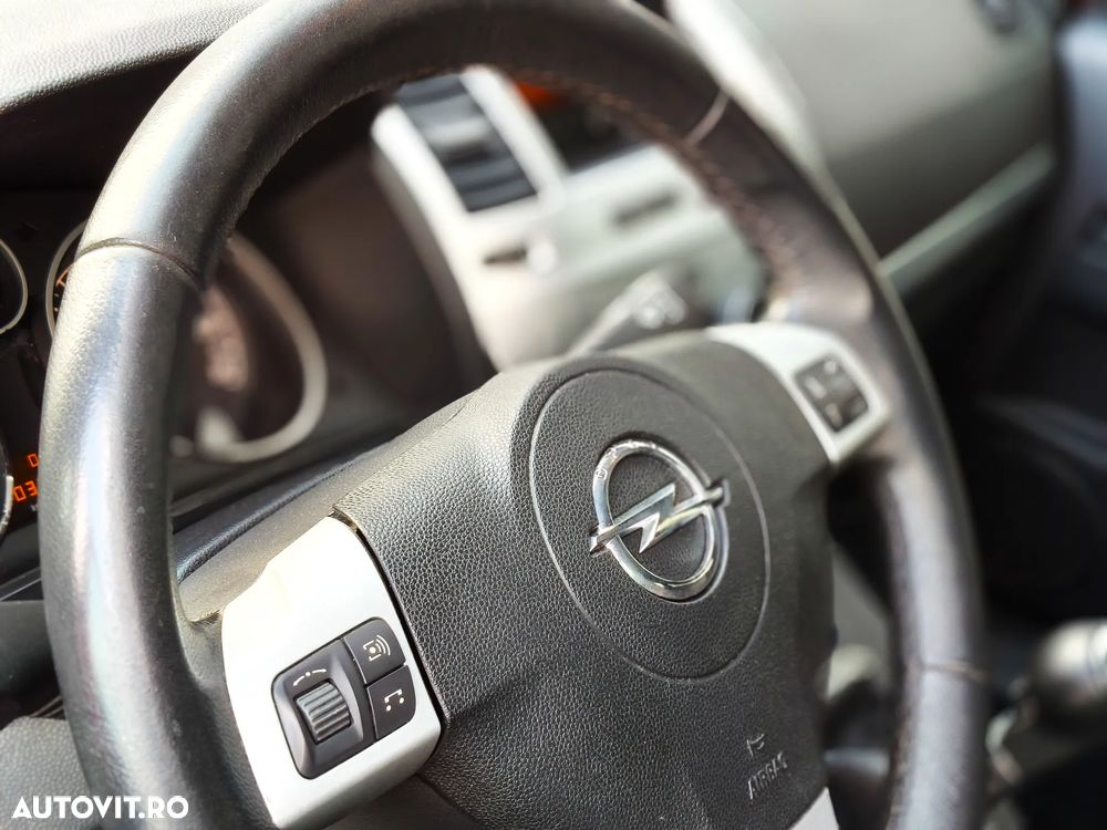 Opel Zafira 1.8 Family Plus - 30