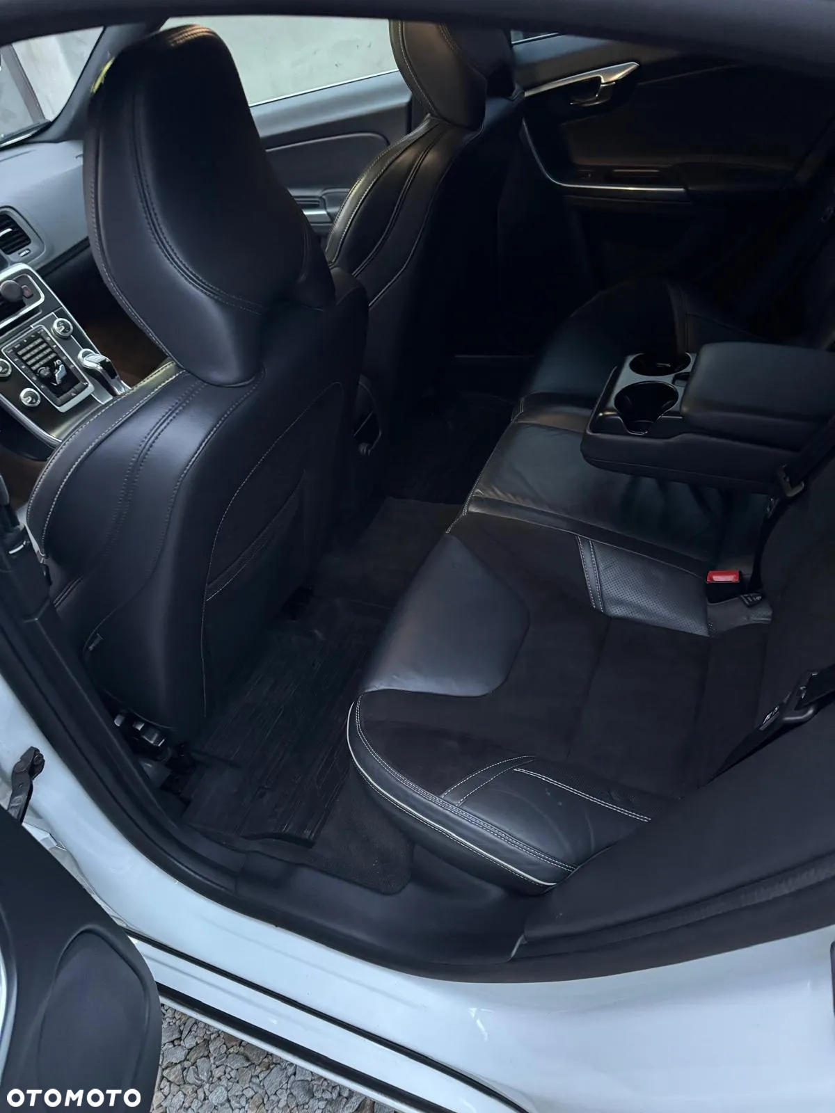 Volvo S60 D4 Drive-E Dynamic Edition (Kinetic) - 6