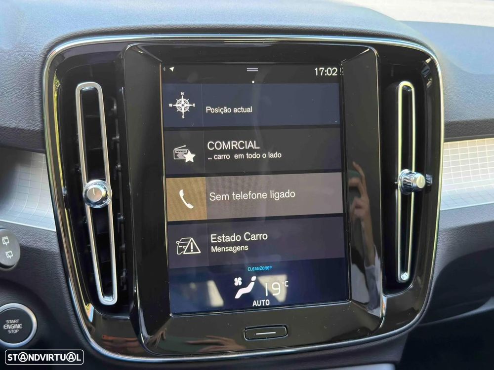 Volvo XC 40 1.5 T3 Momentum Plus Geartronic - 44