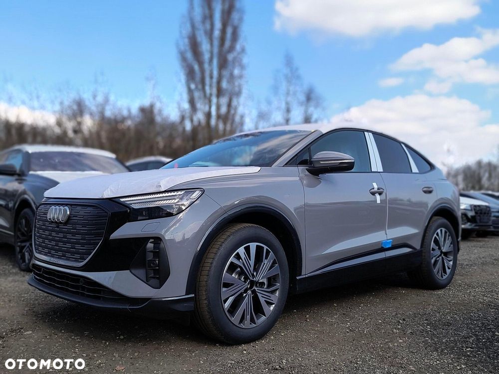 Audi Q4 Sportback e-tron - 1