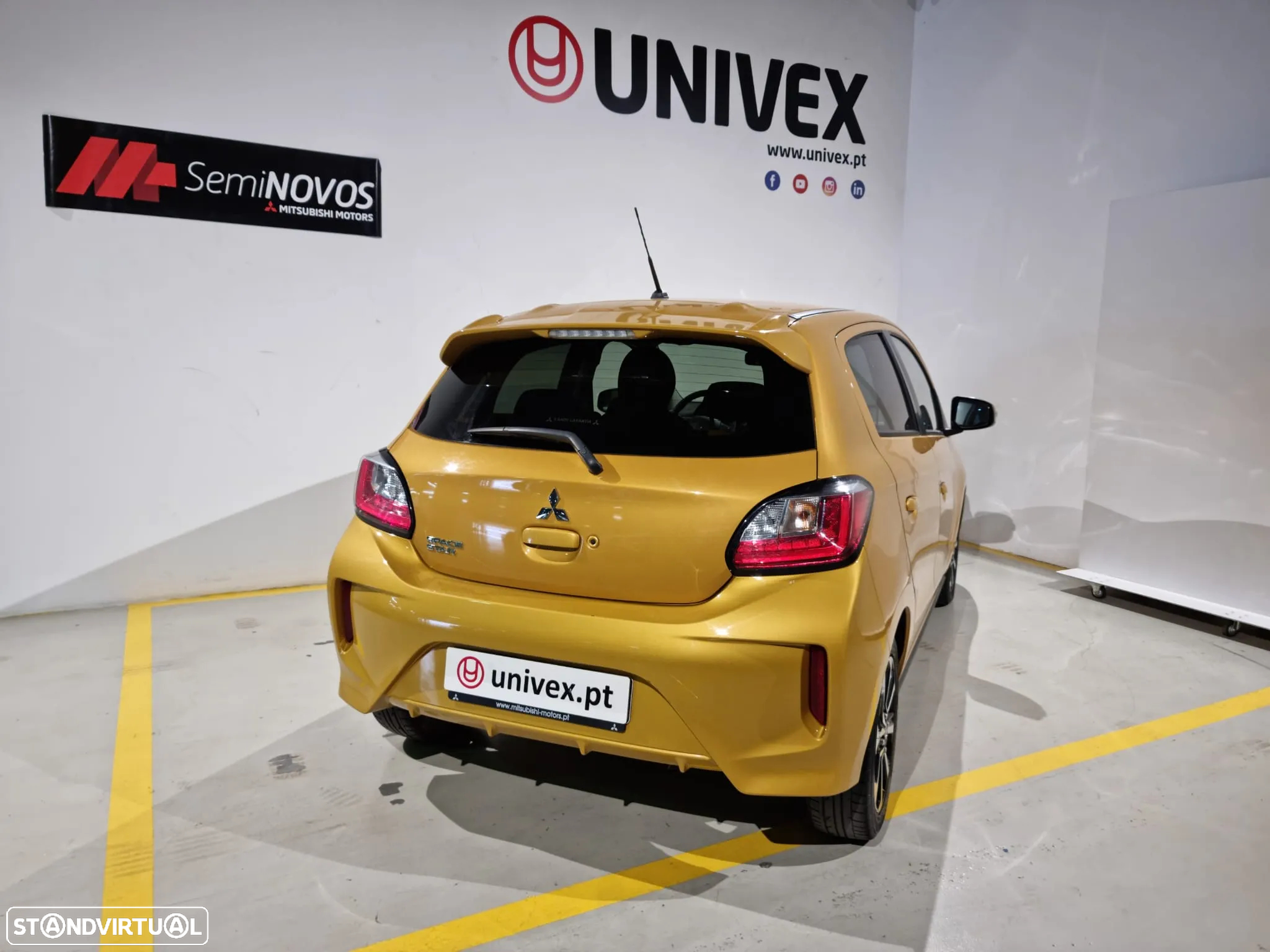 Mitsubishi Space Star 1.2 Intense Connect Edition - 4