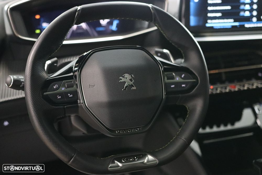 Peugeot 2008 PureTech 155 EAT8 GT - 9