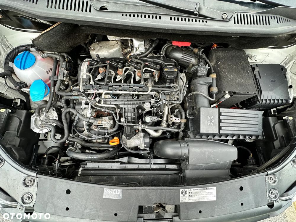 Volkswagen Caddy Maxi Comfortline BMT - 32