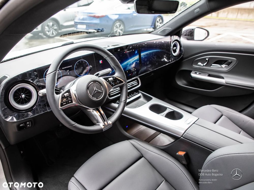 Mercedes-Benz CLA 200 mHEV 8G-DCT - 8