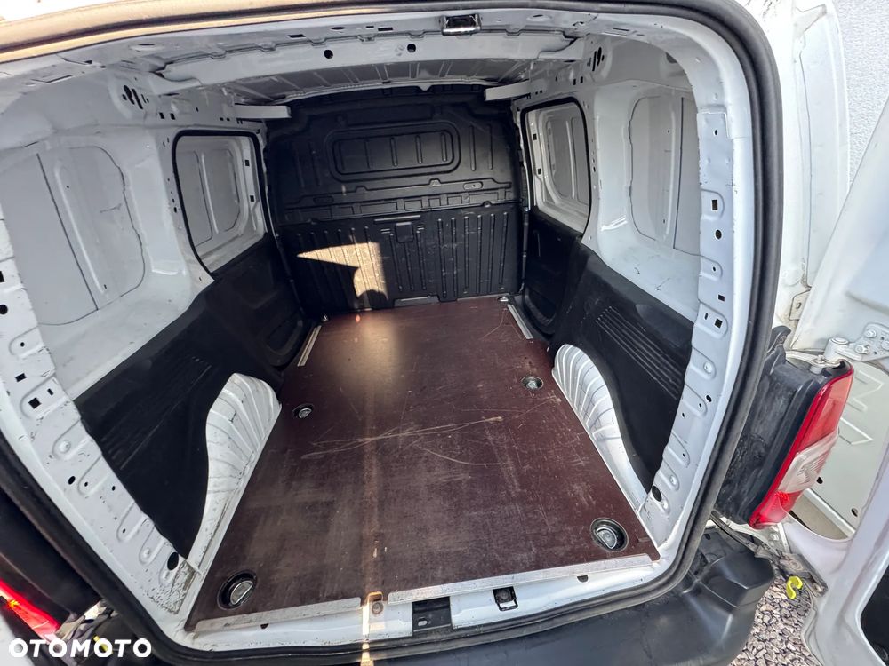 Toyota ProAce - 39